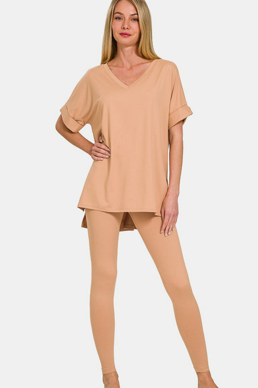 Conjunto de camiseta y leggings de manga corta con cuello en V y mangas cortas enrolladas Zenana