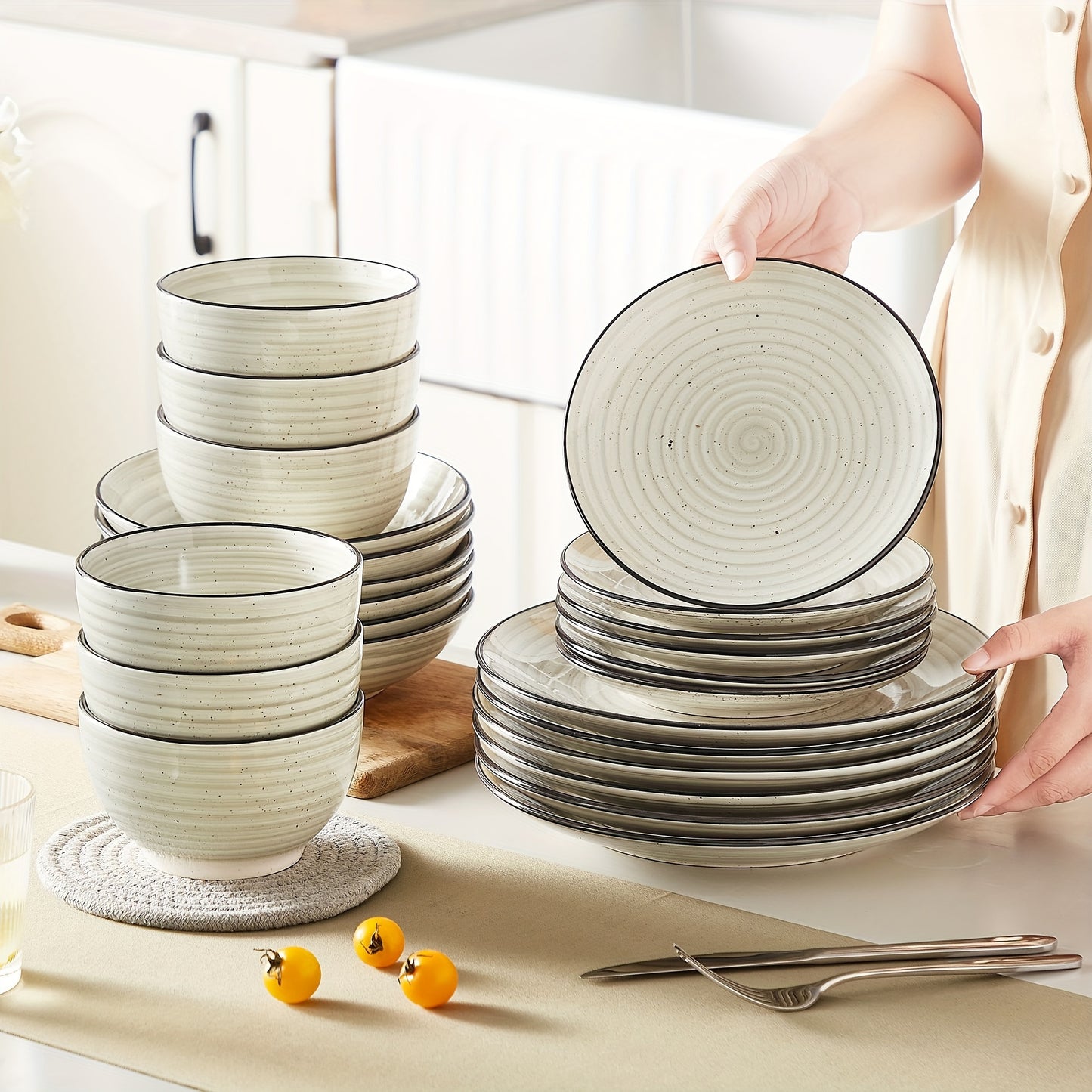 24pcs Ceramic Dinnerware Set