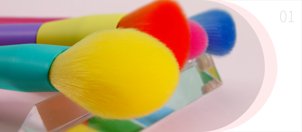 Colorful Makeup Brushes Set
