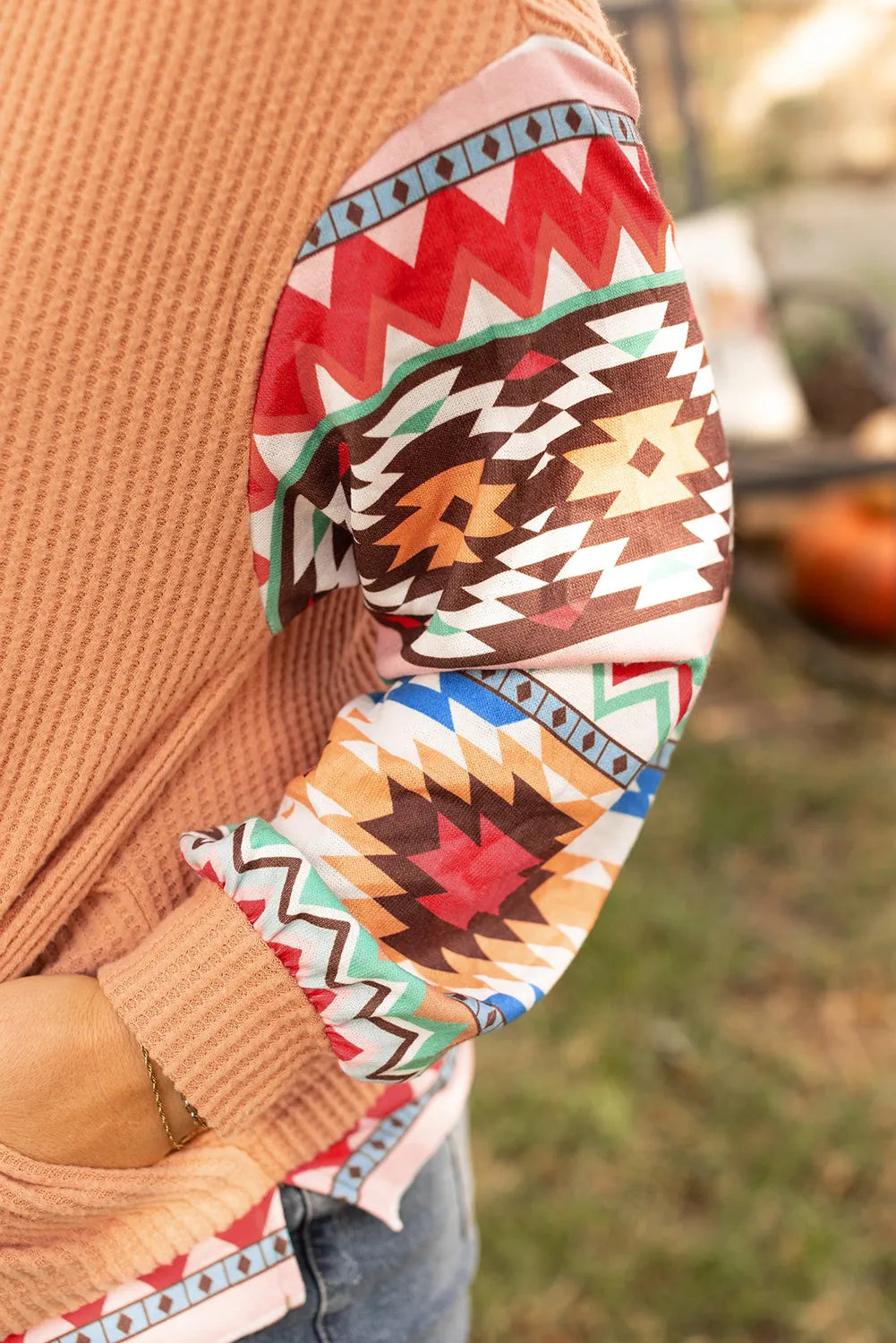 Sudadera con capucha de manga larga con estampado geométrico y cordón de talla grande