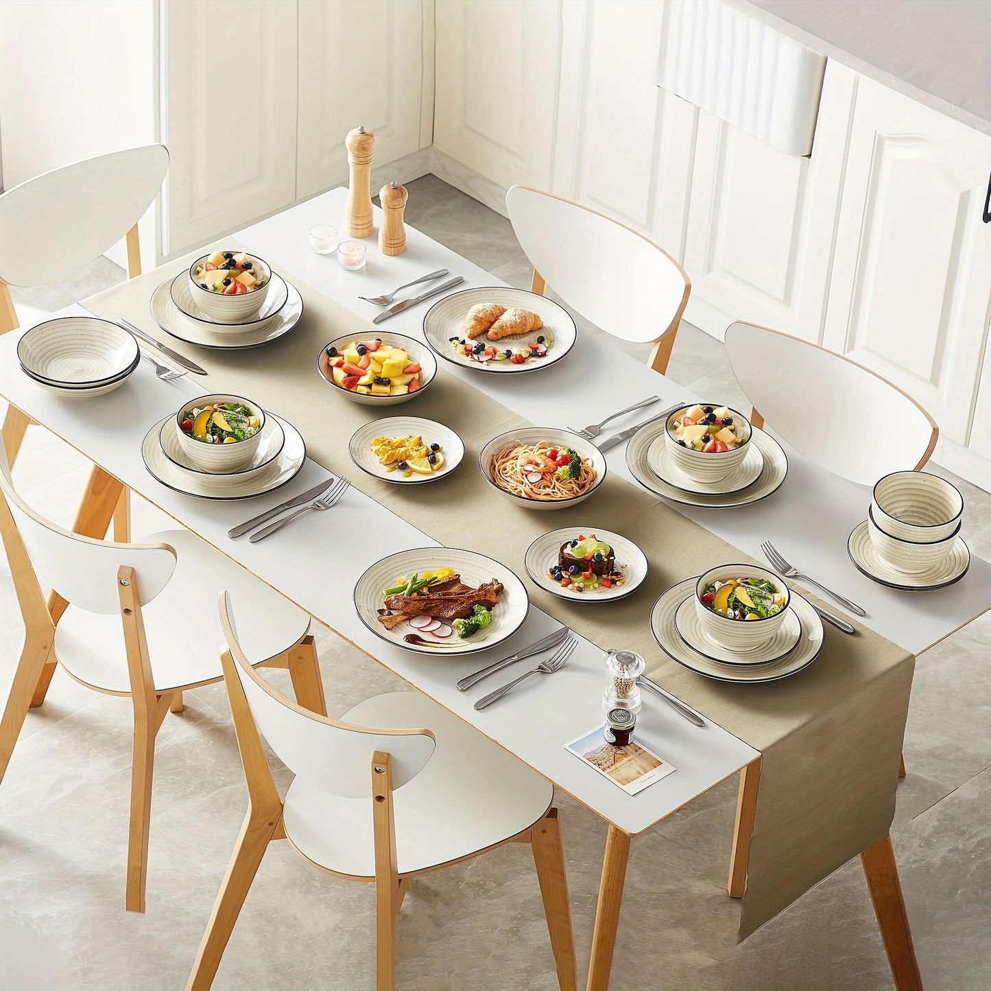24pcs Ceramic Dinnerware Set